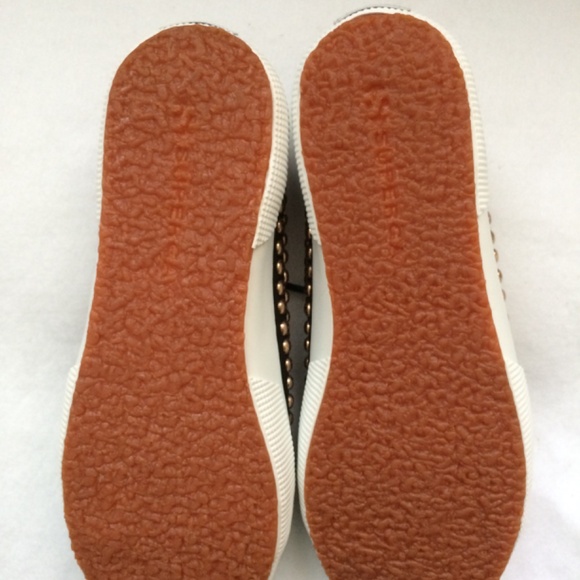 SUPERGA - brand new never worn - come with box - Picture 9 of 10